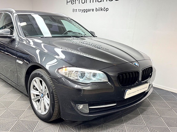 BMW 520d 4 of 5