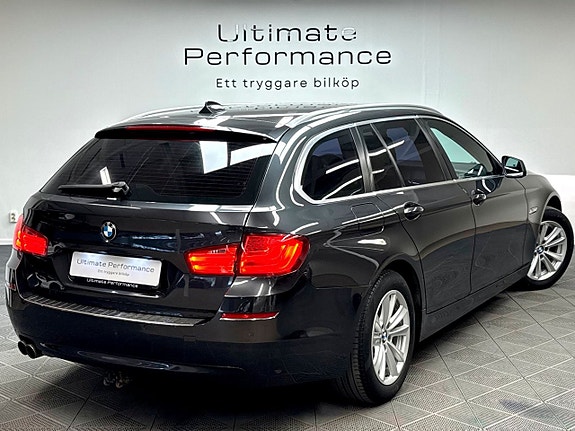 BMW 520d 2 of 5
