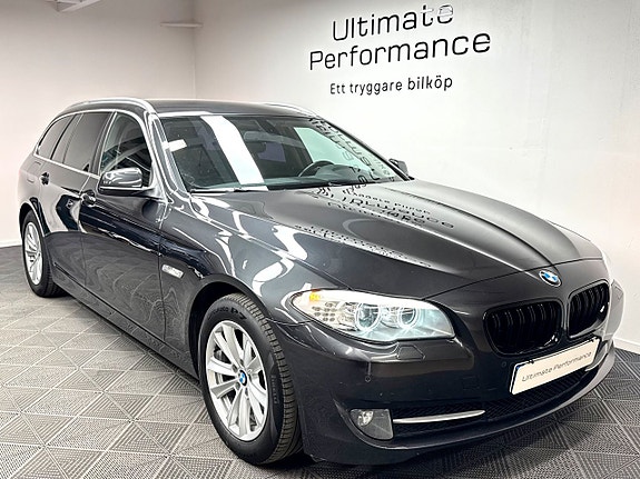 BMW 520d 3 of 5