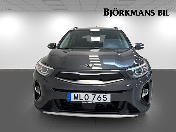 Kia Stonic 2 of 19