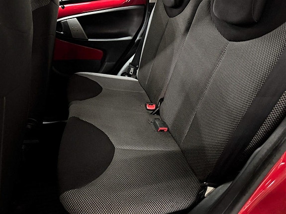 Toyota Aygo 17 of 20