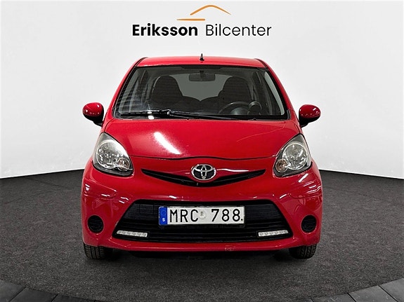 Toyota Aygo 3 of 20