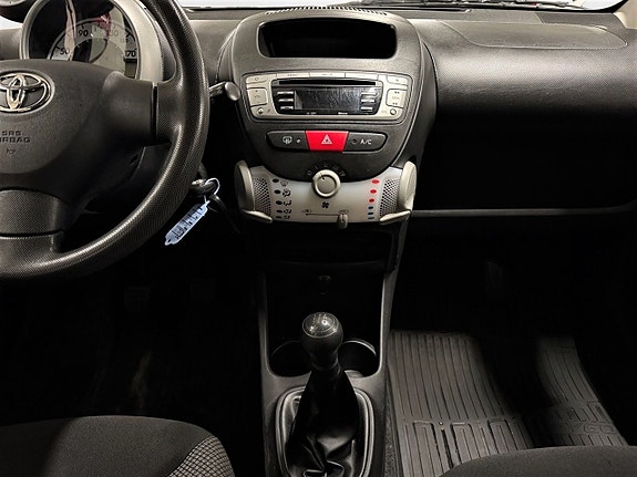 Toyota Aygo 14 of 20