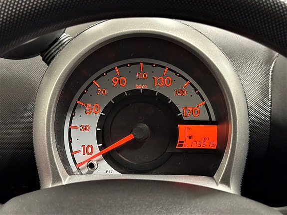 Toyota Aygo 20 of 20