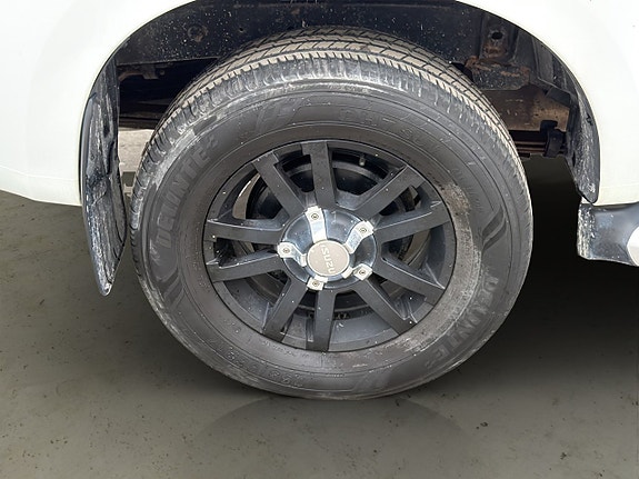 Isuzu D-max 28 of 29