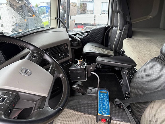 LASTVÄXLARE VOLVO FH540 TRIDEM PLOGUTRUSTAD 11 of 12