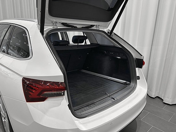 Skoda Octavia 4 of 5