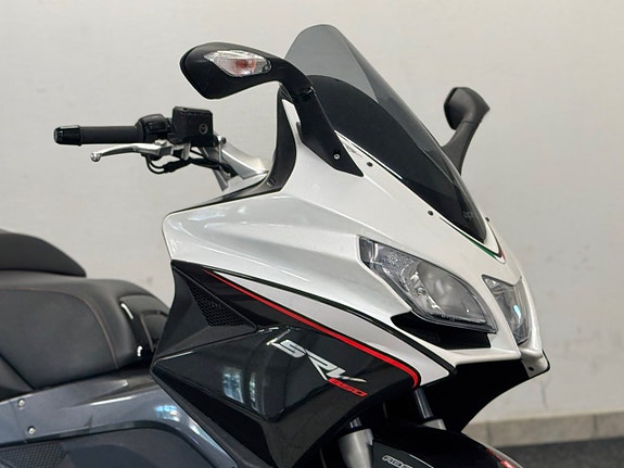 Aprilia SRV 850 - Maxiscooter - 76hk # 3.45% ränta! 2 of 5