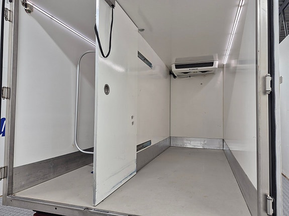 Ford Transit 10 of 12