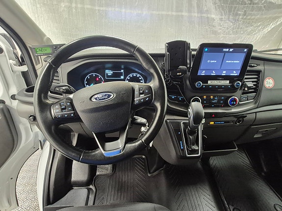 Ford Transit 6 of 12