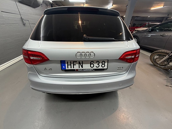 Audi A4 6 of 20