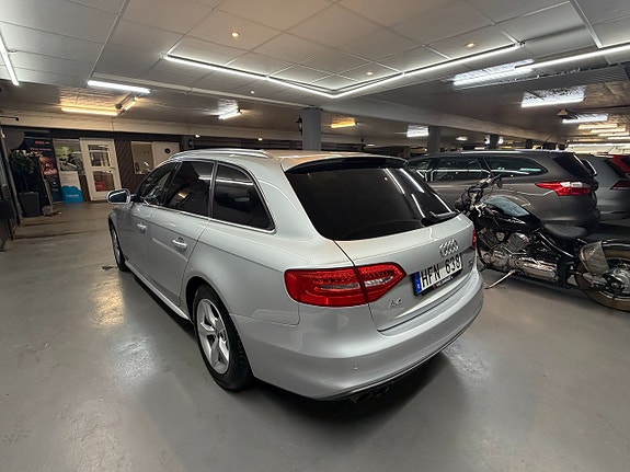 Audi A4 4 of 5