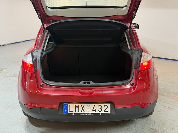 Renault Megane III 8 of 11
