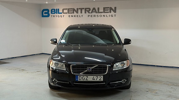 Volvo S80 2 of 14