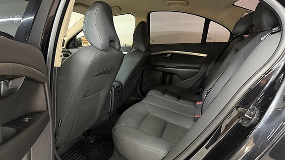 Volvo S80 10 of 14