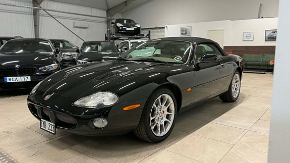 Jaguar XKR 15 of 28