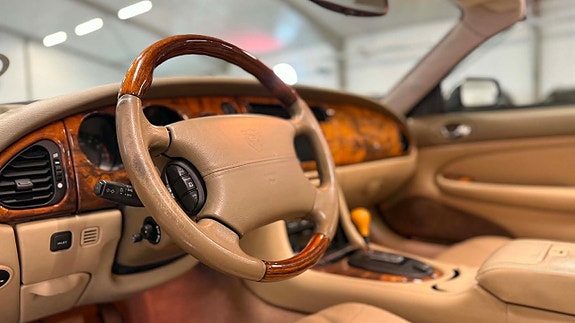 Jaguar XKR 22 of 28
