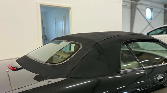 Jaguar XKR 26 of 28