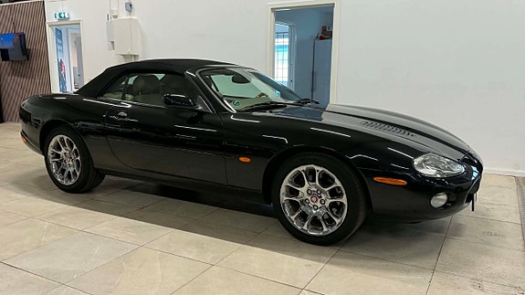 Jaguar XKR 23 of 28