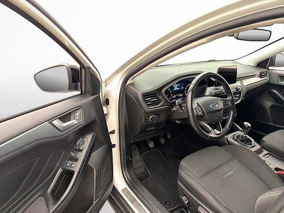 Ford Focus 10 of 30