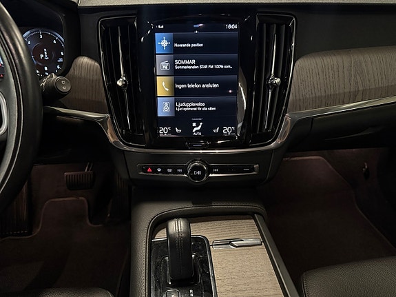 Volvo V90 Cross Country 16 of 26