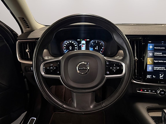 Volvo V90 Cross Country 15 of 26