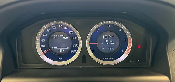 Volvo XC60 14 of 20