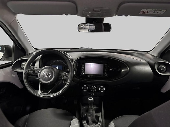 Toyota Aygo X 12 of 18