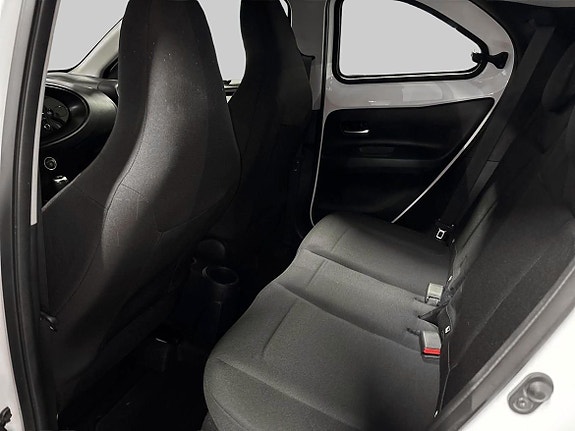 Toyota Aygo X 11 of 18