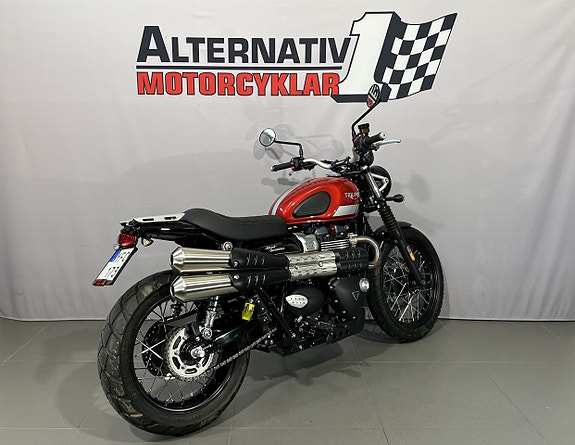 Triumph SCRAMBLER 2 of 5