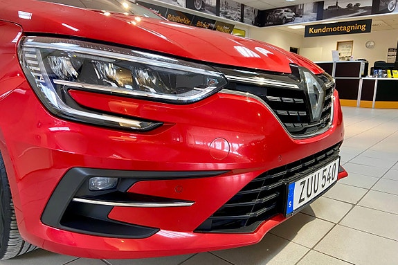 Renault Megane 17 of 17