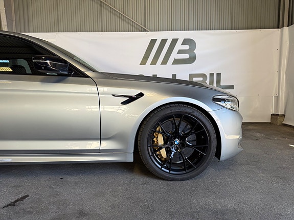 BMW M5 10 of 25