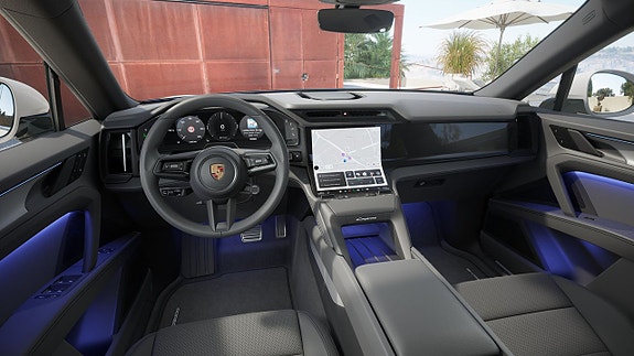 Porsche Cayenne 4 of 4