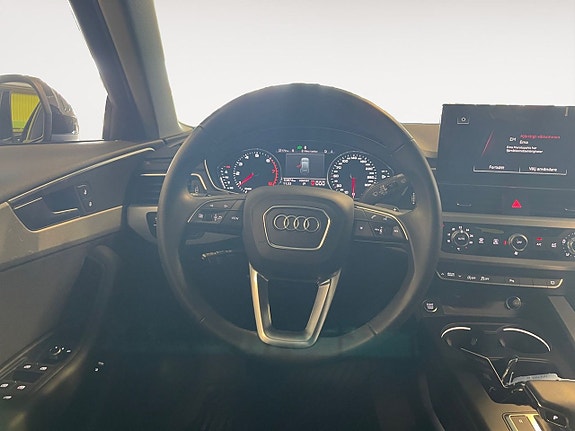 Audi A4 13 of 26