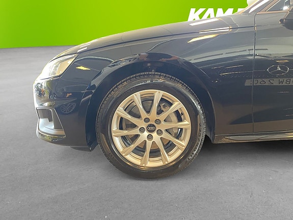 Audi A4 8 of 26