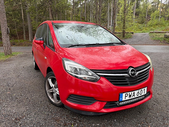 Opel Zafira Tourer 3 of 5