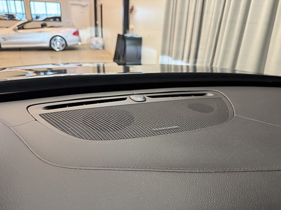 Volvo XC90 15 of 22