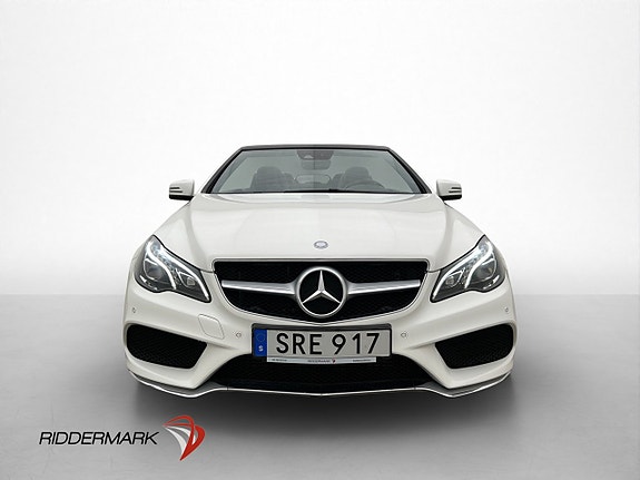 Mercedes-Benz E200 2 of 5