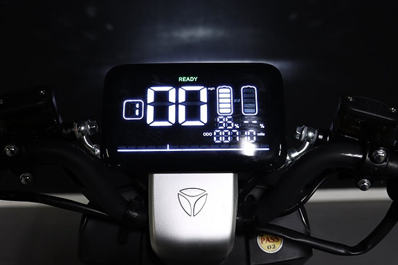 YADEA Y1s Yadea Y1s 45KM/H EU-MOPED 80KM RÄCKVIDD 6 of 20