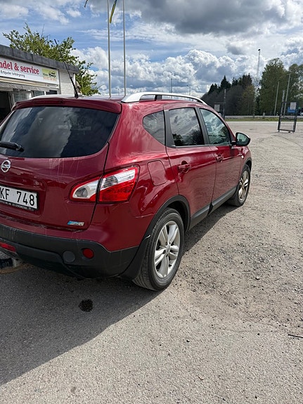 Nissan Qashqai 4 of 5