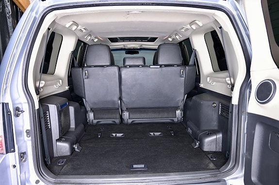 Mitsubishi Pajero 9 of 27