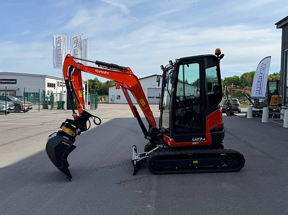 Kubota U27-4 2 of 8