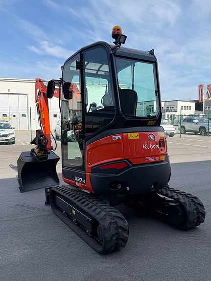 Kubota U27-4 6 of 8