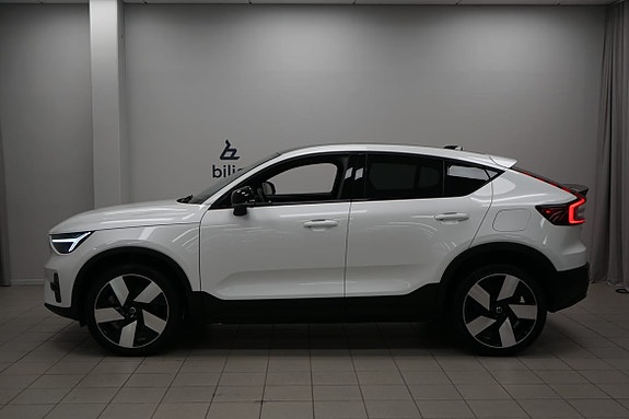 Volvo C40 2 of 5
