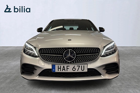 Mercedes-Benz C220 d 2 of 26