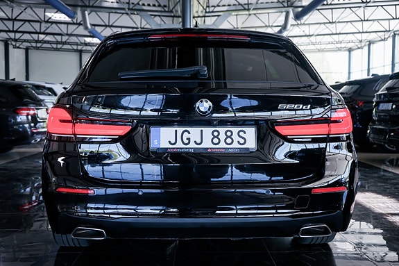 BMW 520d 8 of 30