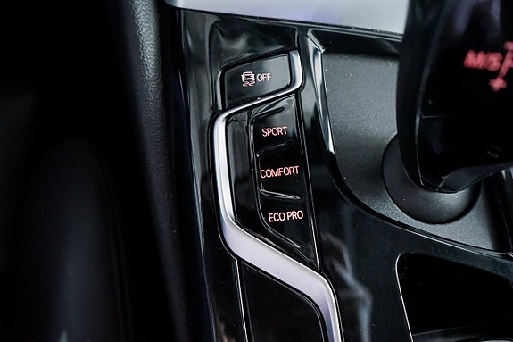 BMW 520d 24 of 30