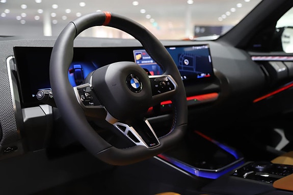 BMW X3 4 of 5