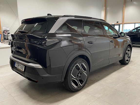 Peugeot 5008 4 of 5