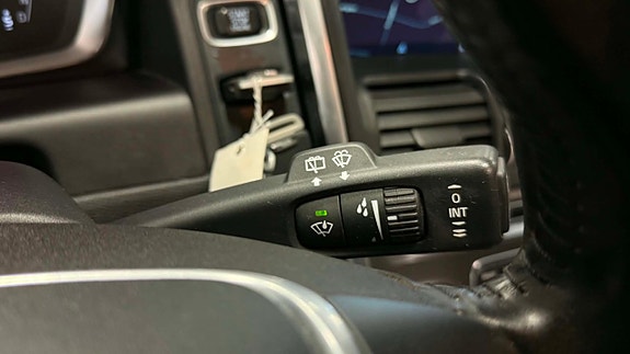 Volvo XC60 21 of 23